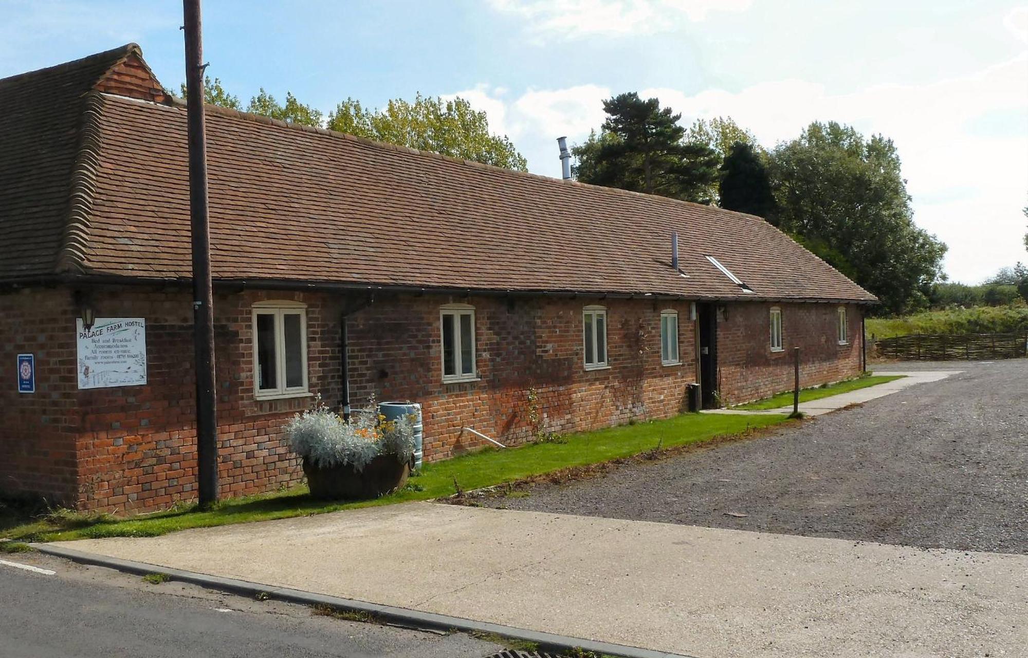 Palace Farm Courtyard And Granary Rooms Doddington  Екстериор снимка